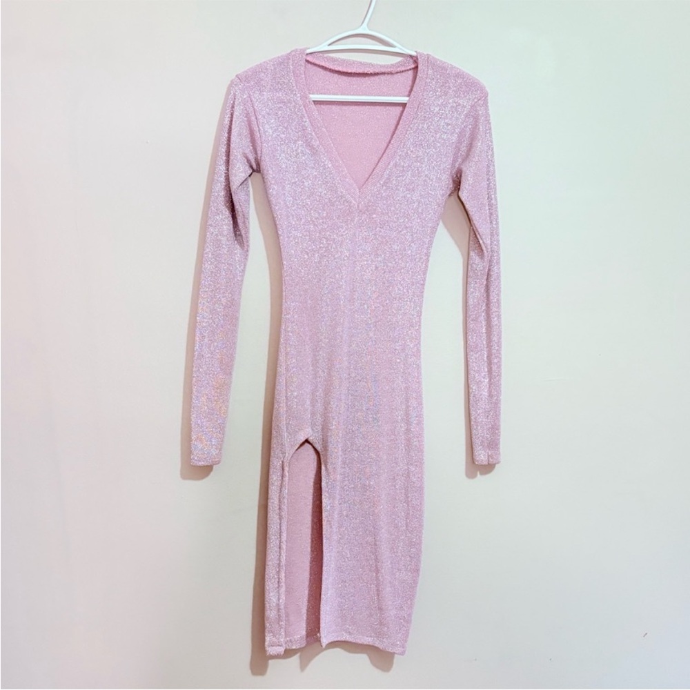 Sparkly Light Pink Long Sleeve Knit Dress Bodycon High Slit V Neck Silver Shiny